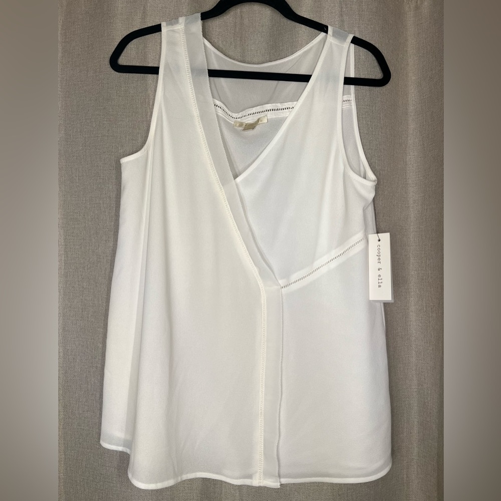 Beautiful cooper + ella V-Neck